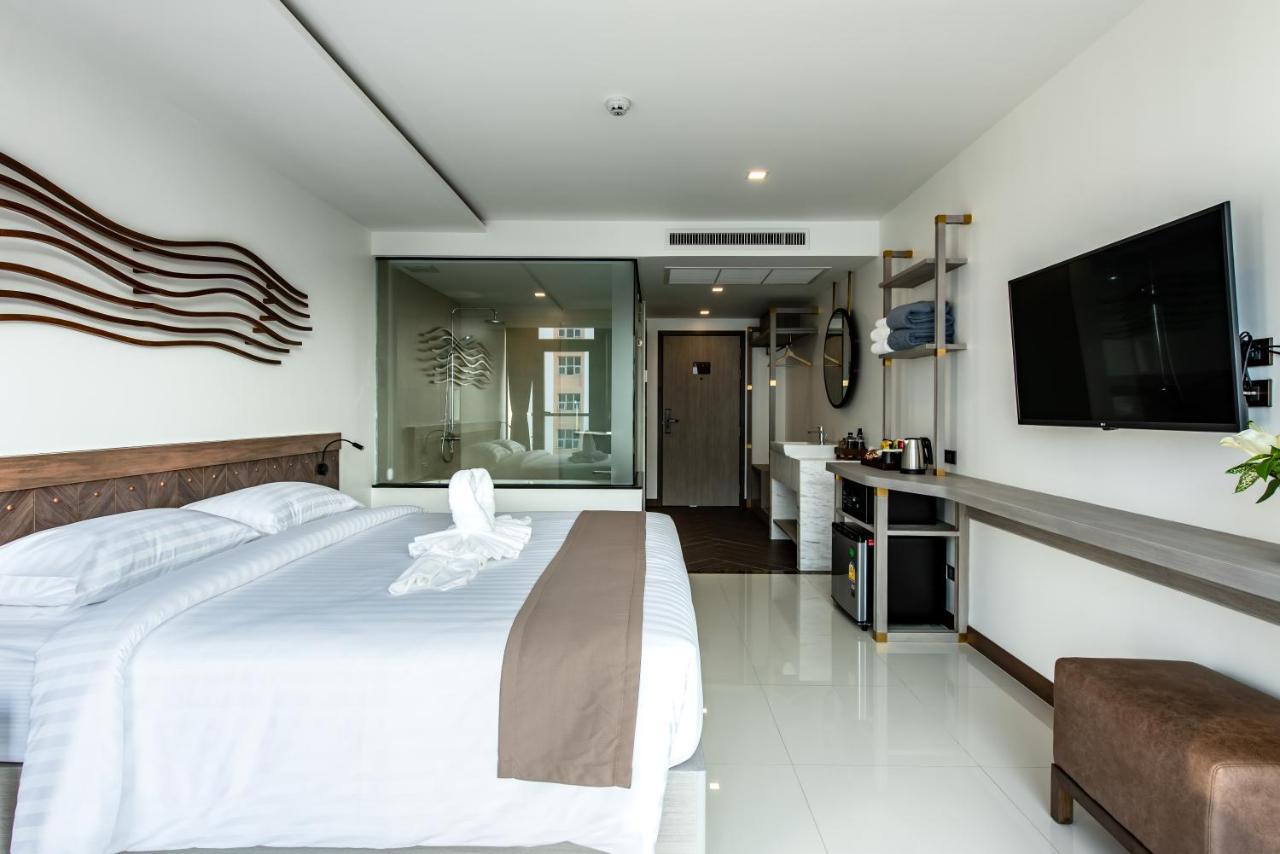 blackwoods Hotel Pattaya Exteriör bild